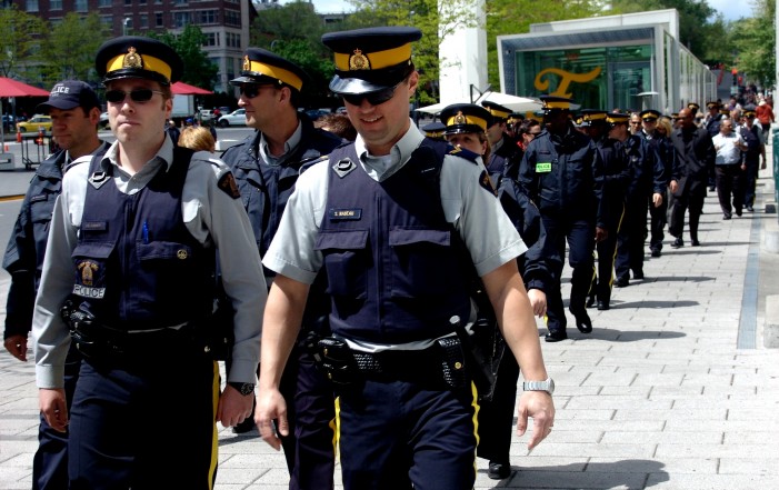 RCMP Officers Protest Working Conditions in Montreal & Refusal of Quebec Members to Unionize