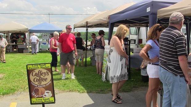Long Sault Farmers Market Dry and Bustling on July 5th, 2013 by Reg Coffey